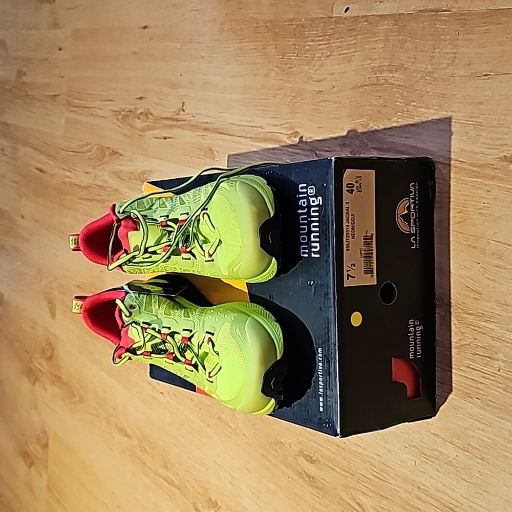 LA Sportiva, JACKAL II NEON/GOJI, NEW IN BOX NEVER WORN.